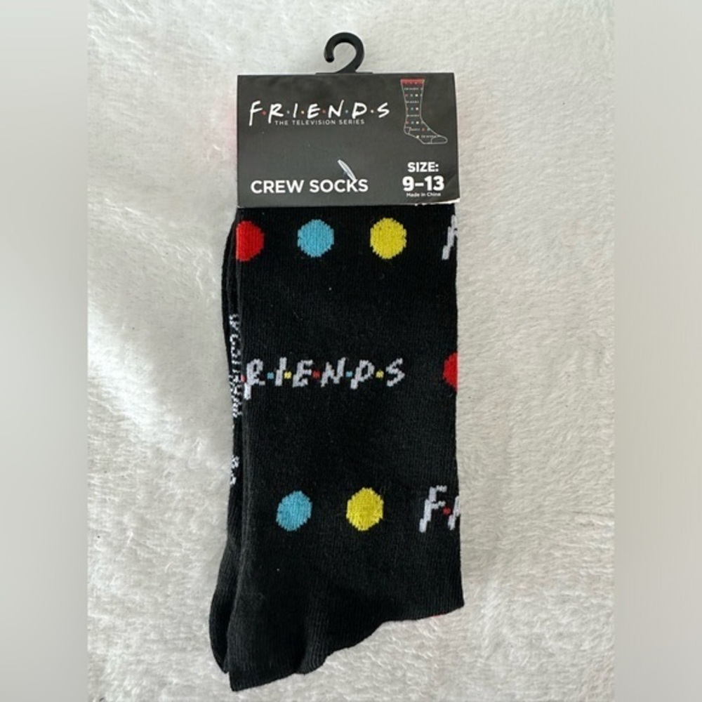 NWT Friends Socks